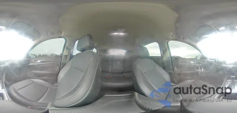 2018 Buick Regal Essence from USA, damaged, VIN W04GP6SX5J1124780